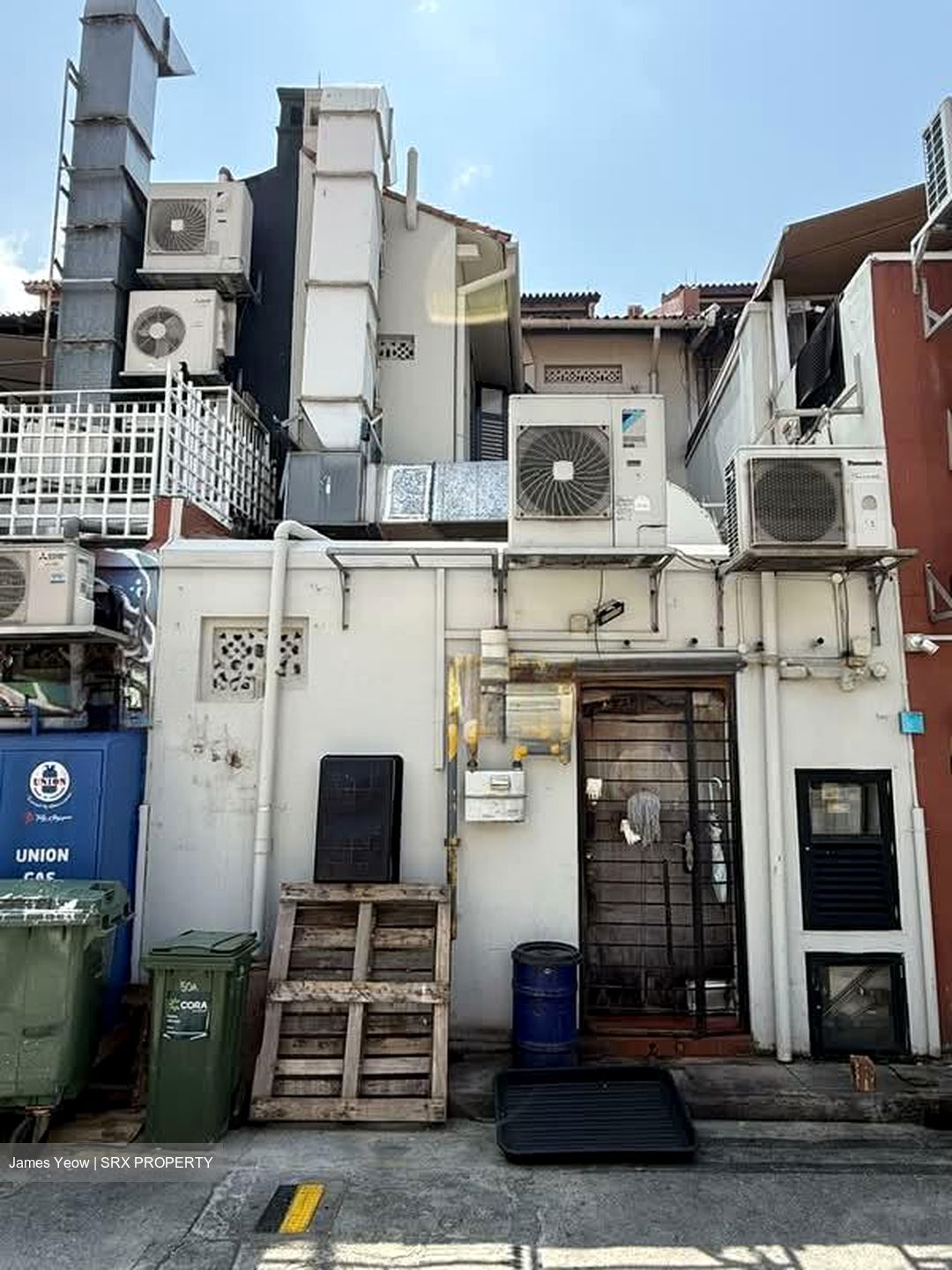 Kandahar Street (D7), Retail #605821111